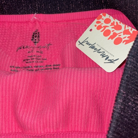 FP Movement Happiness Runs Prajna Shorts (waist 25” length 13”inseam 3.5”) - Picture 4 of 5